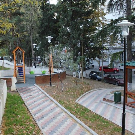 Apartment At Stalin House Tbilisi Exterior photo