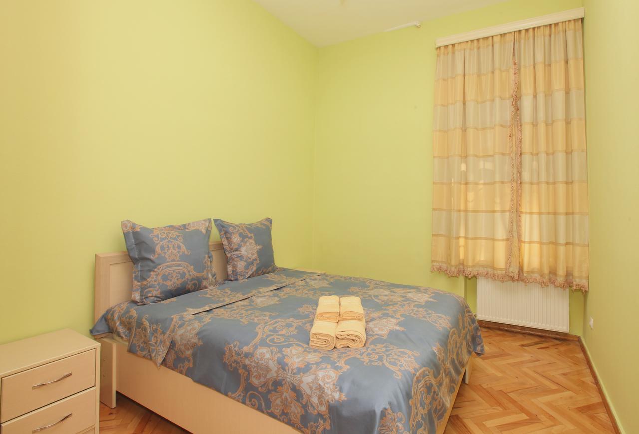 Apartment At Stalin House Tbilisi Exterior photo